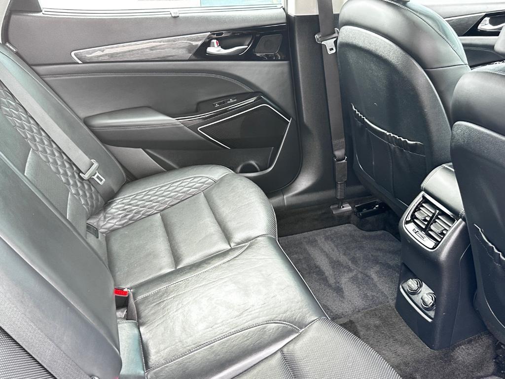 used 2018 Kia Cadenza car, priced at $24,779