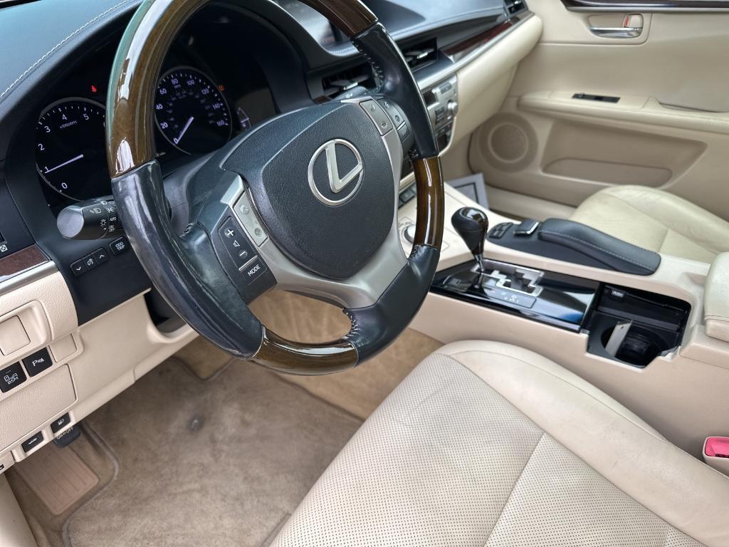 used 2013 Lexus ES 350 car, priced at $17,879