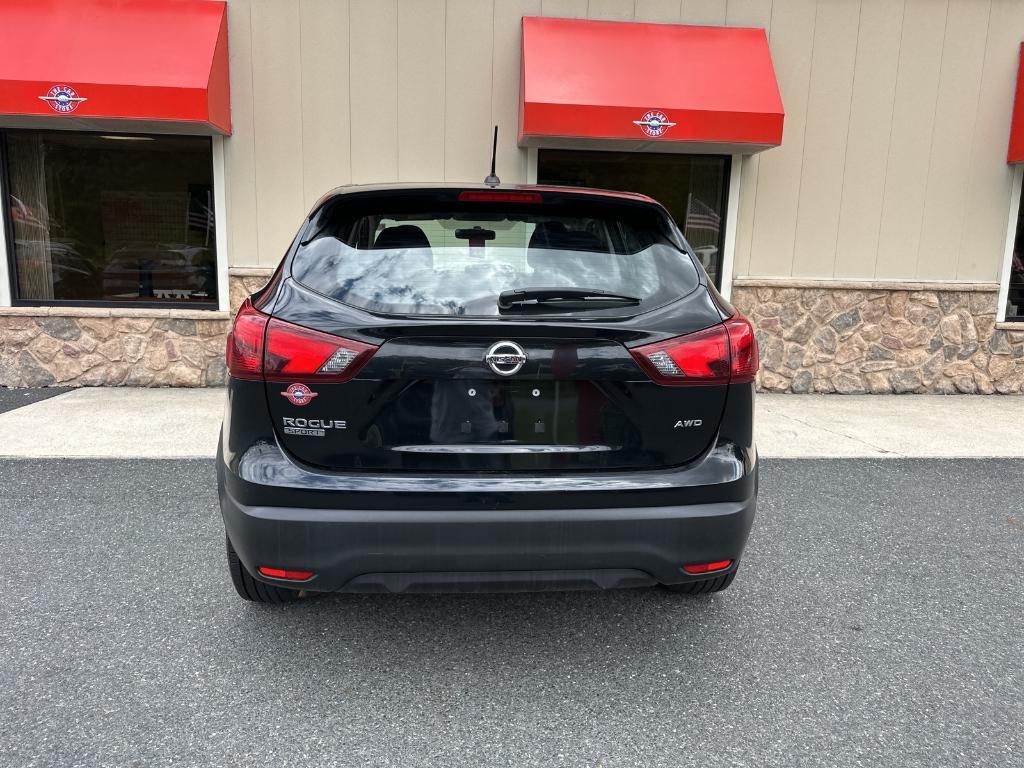 used 2019 Nissan Rogue Sport car, priced at $17,991