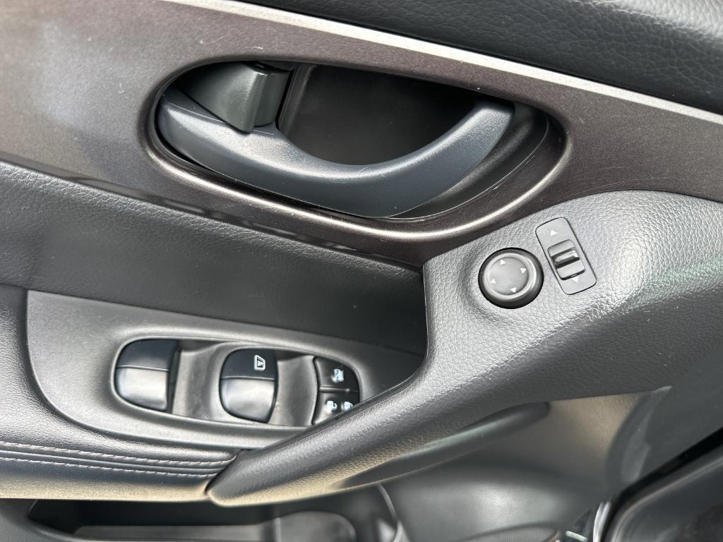 used 2019 Nissan Rogue Sport car, priced at $17,991