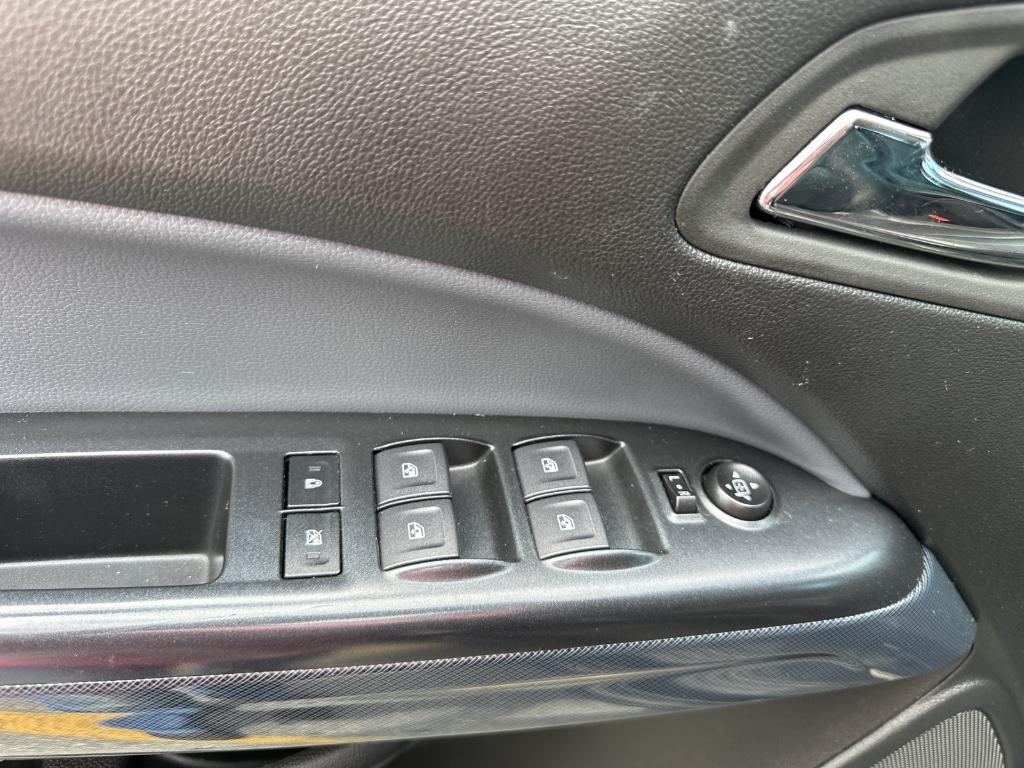 used 2022 Chevrolet Colorado car, priced at $37,779