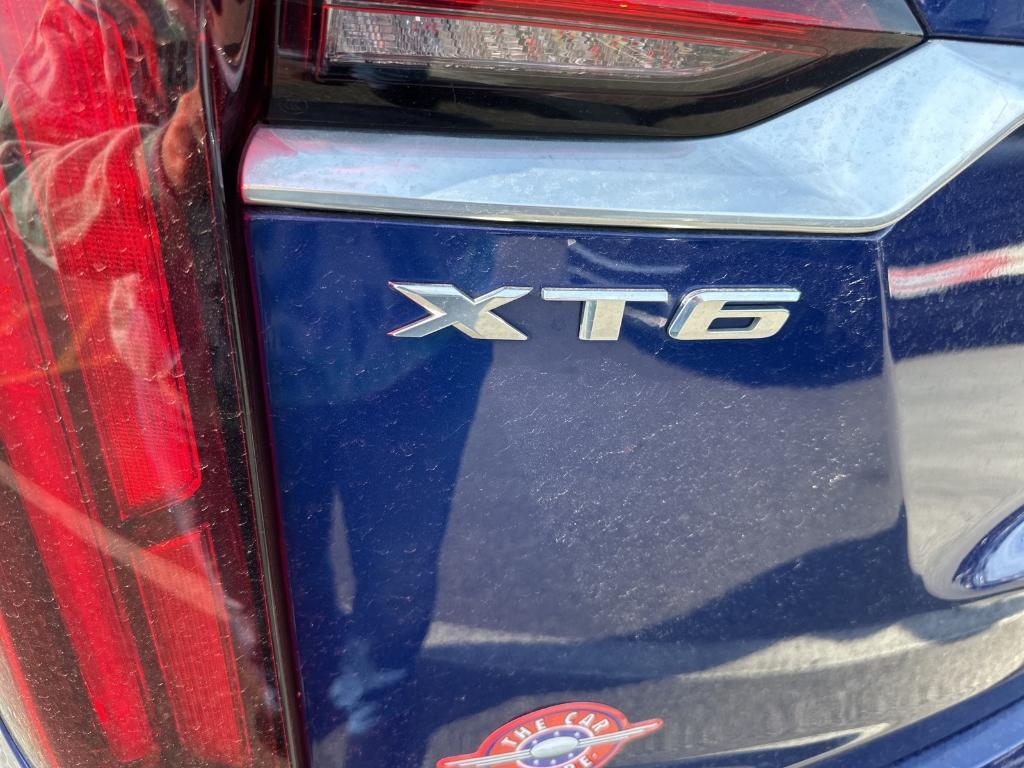 used 2023 Cadillac XT6 car, priced at $37,979