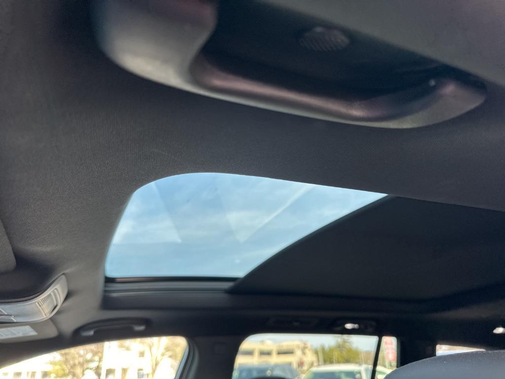used 2023 Cadillac XT6 car, priced at $37,979
