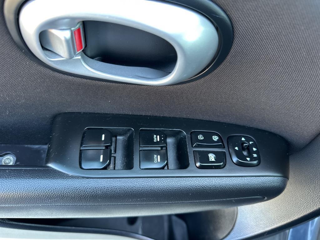 used 2016 Kia Soul car, priced at $13,991