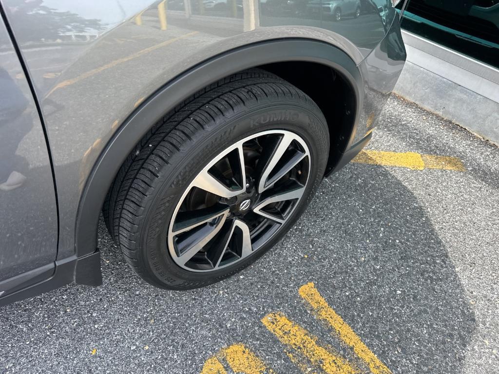 used 2020 Nissan Rogue car, priced at $23,879