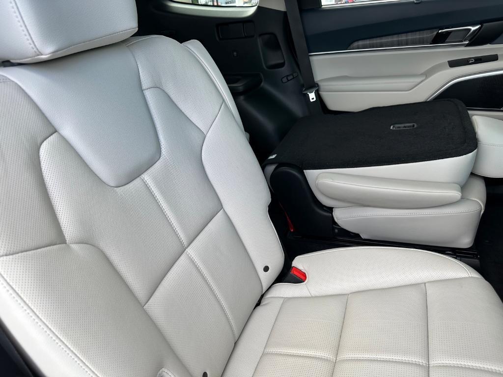 used 2024 Kia Telluride car, priced at $39,779