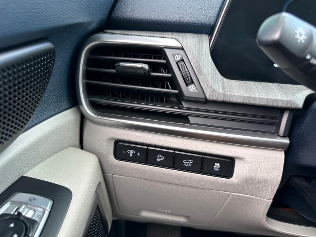 used 2024 Kia Telluride car, priced at $39,779