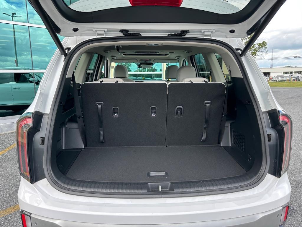 used 2024 Kia Telluride car, priced at $39,779