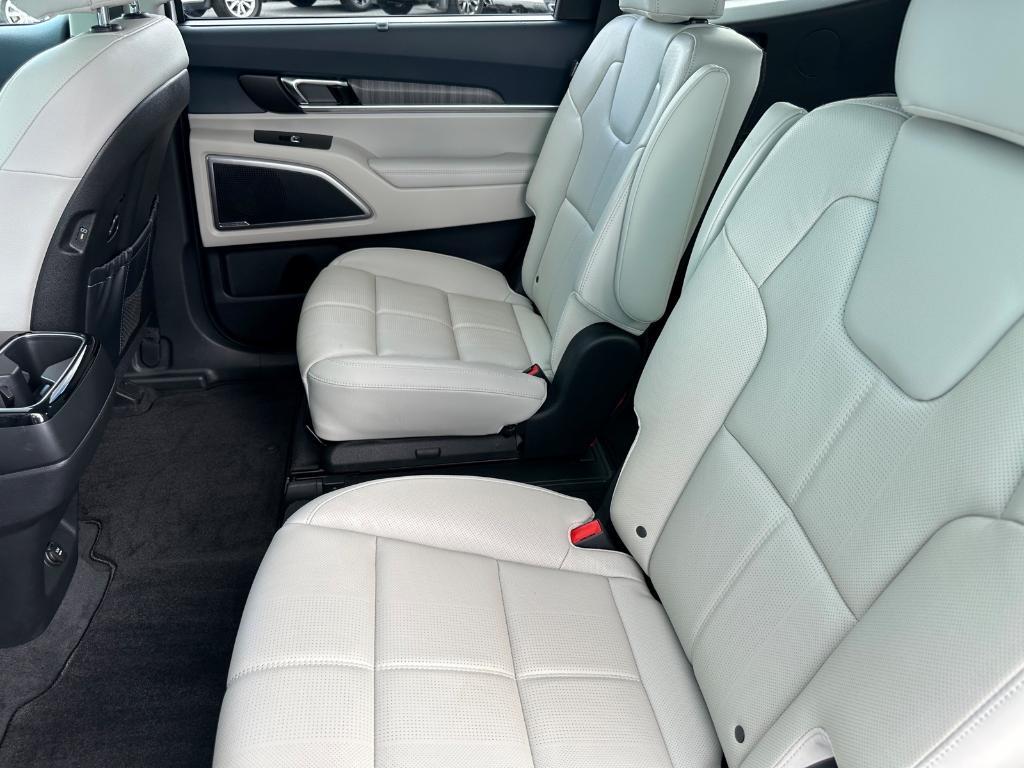 used 2024 Kia Telluride car, priced at $39,779