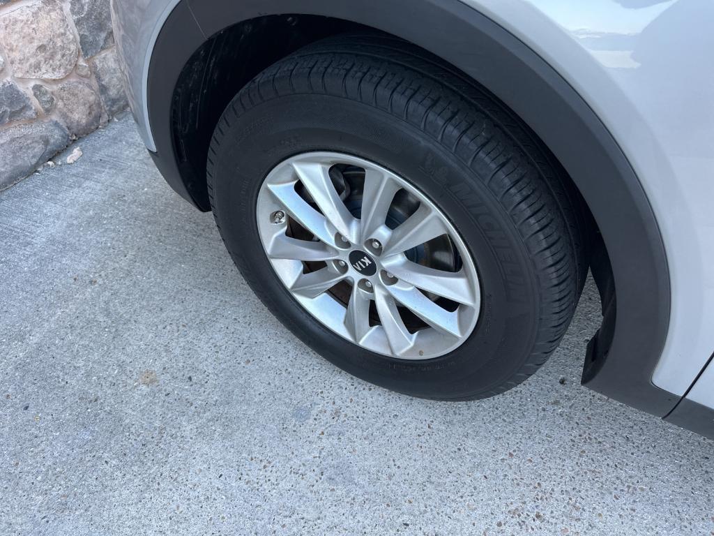 used 2019 Kia Sorento car, priced at $14,491