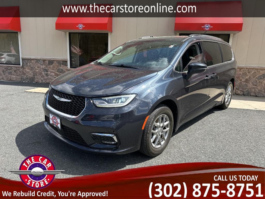 used 2021 Chrysler Pacifica car, priced at $21,991