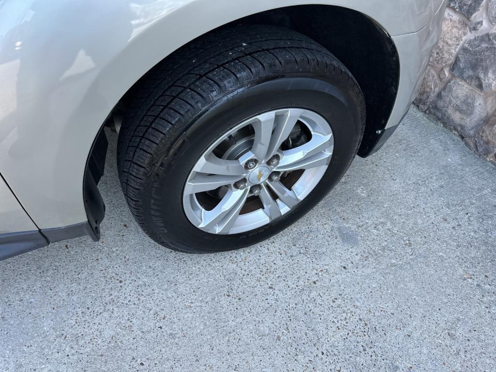 used 2016 Chevrolet Equinox car, priced at $12,991
