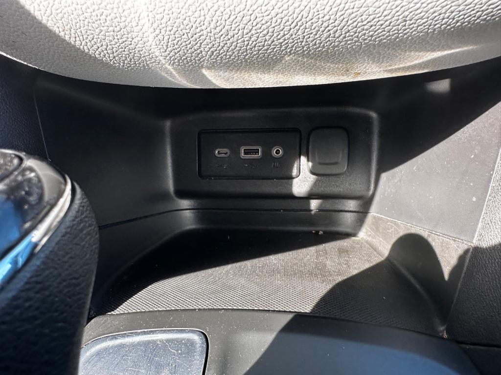used 2021 Chevrolet Equinox car, priced at $17,979