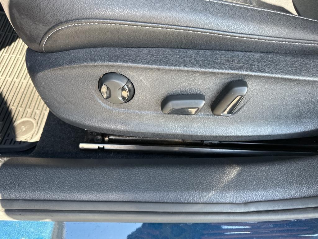 used 2020 Volkswagen Passat car, priced at $21,979