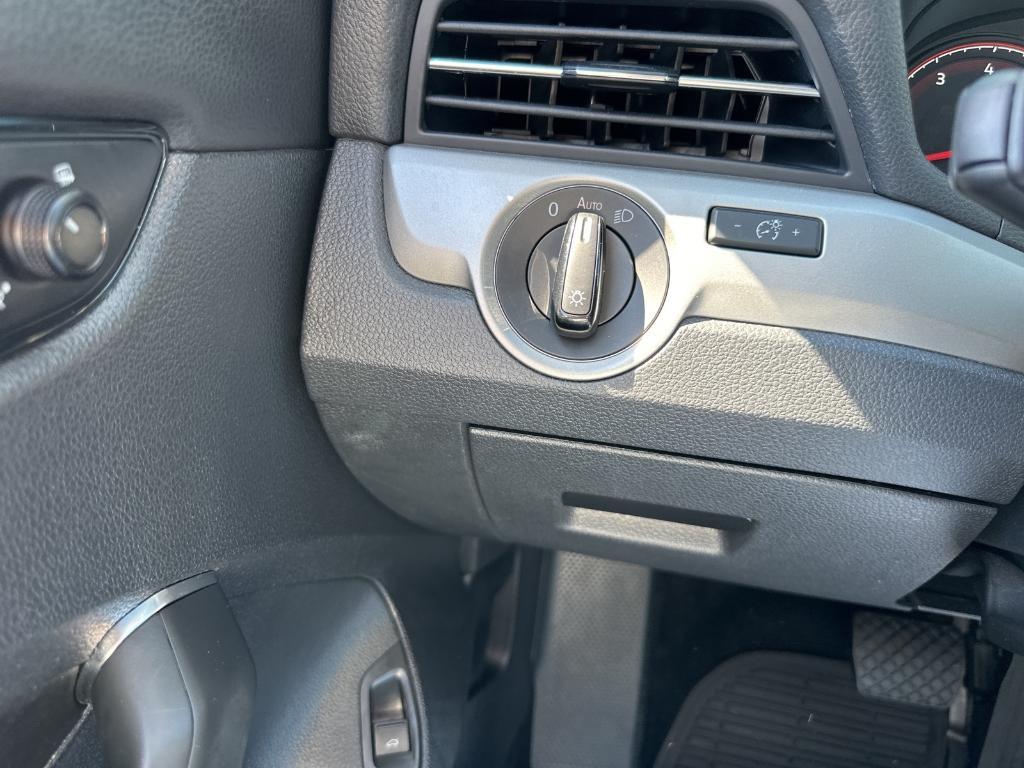 used 2020 Volkswagen Passat car, priced at $21,979