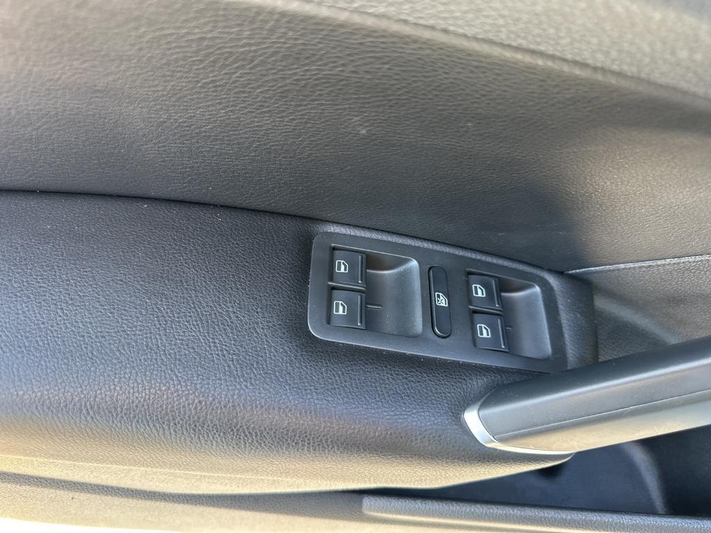 used 2020 Volkswagen Passat car, priced at $21,979