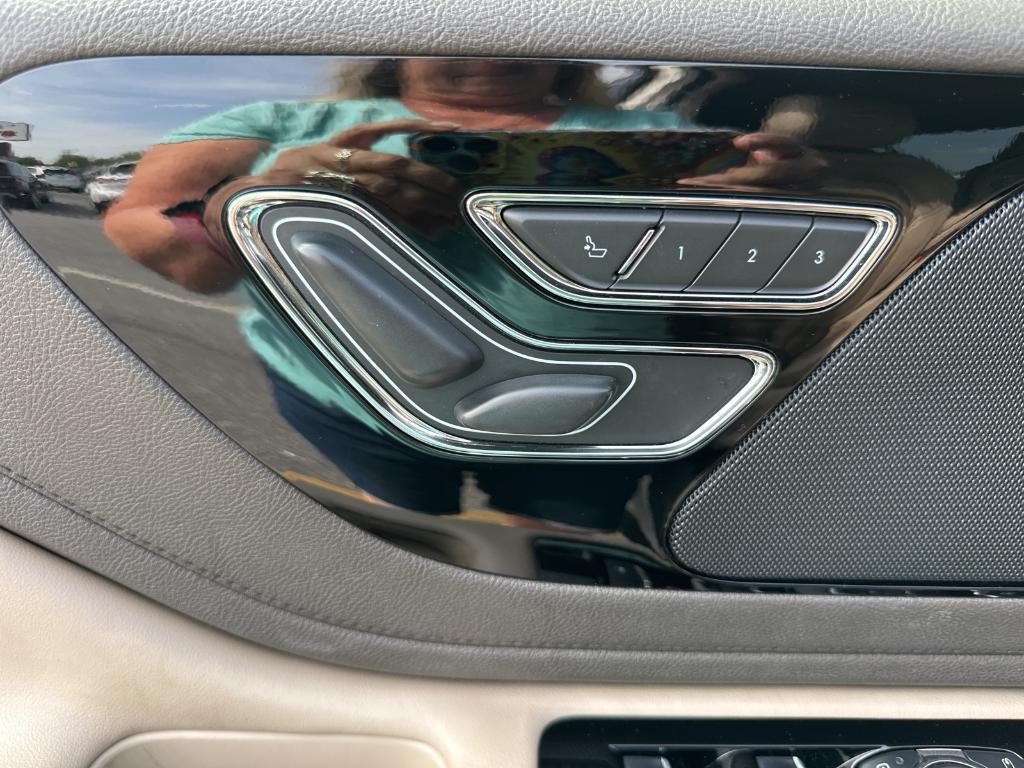 used 2020 Lincoln Aviator car, priced at $33,979