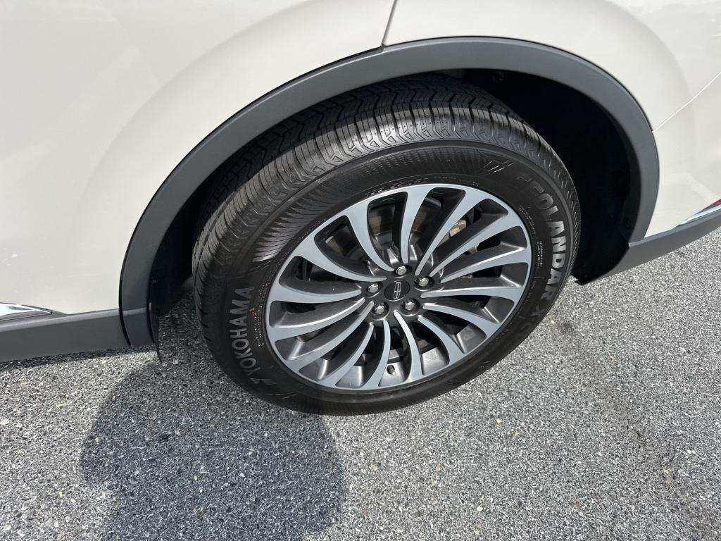 used 2020 Lincoln Aviator car, priced at $33,979