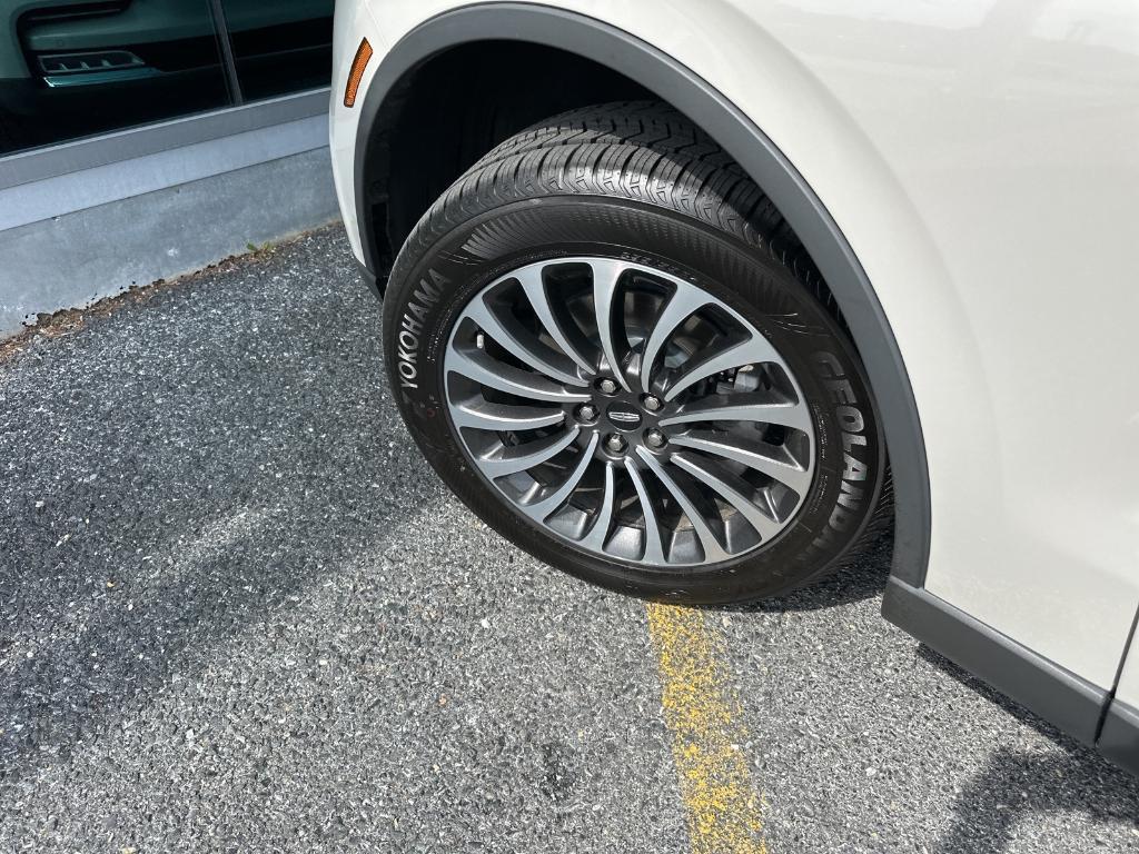 used 2020 Lincoln Aviator car, priced at $33,979