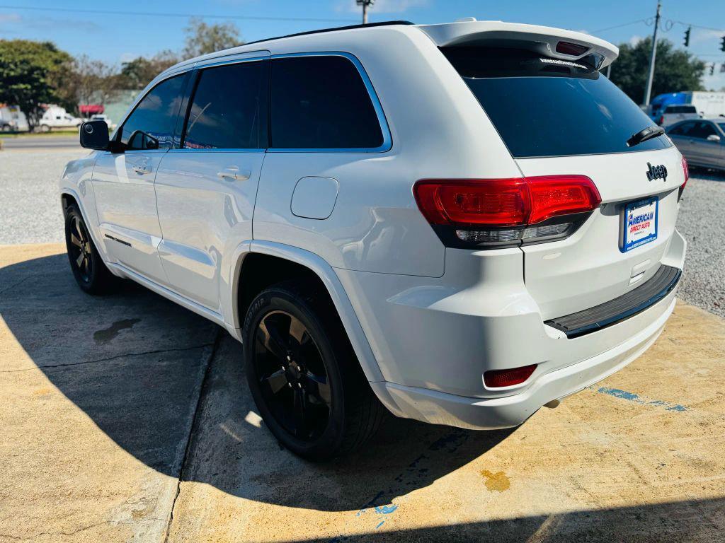 used 2015 Jeep Grand Cherokee car, priced at $12,990