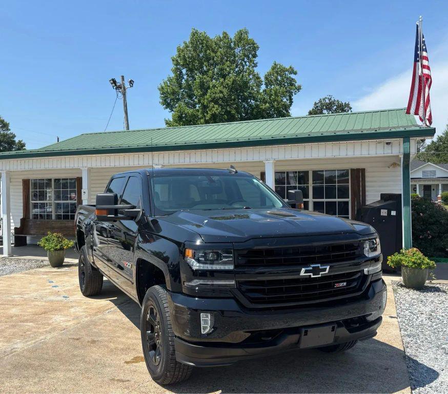 used 2018 Chevrolet Silverado 1500 car, priced at $29,995