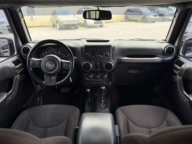 used 2015 Jeep Wrangler Unlimited car, priced at $16,995