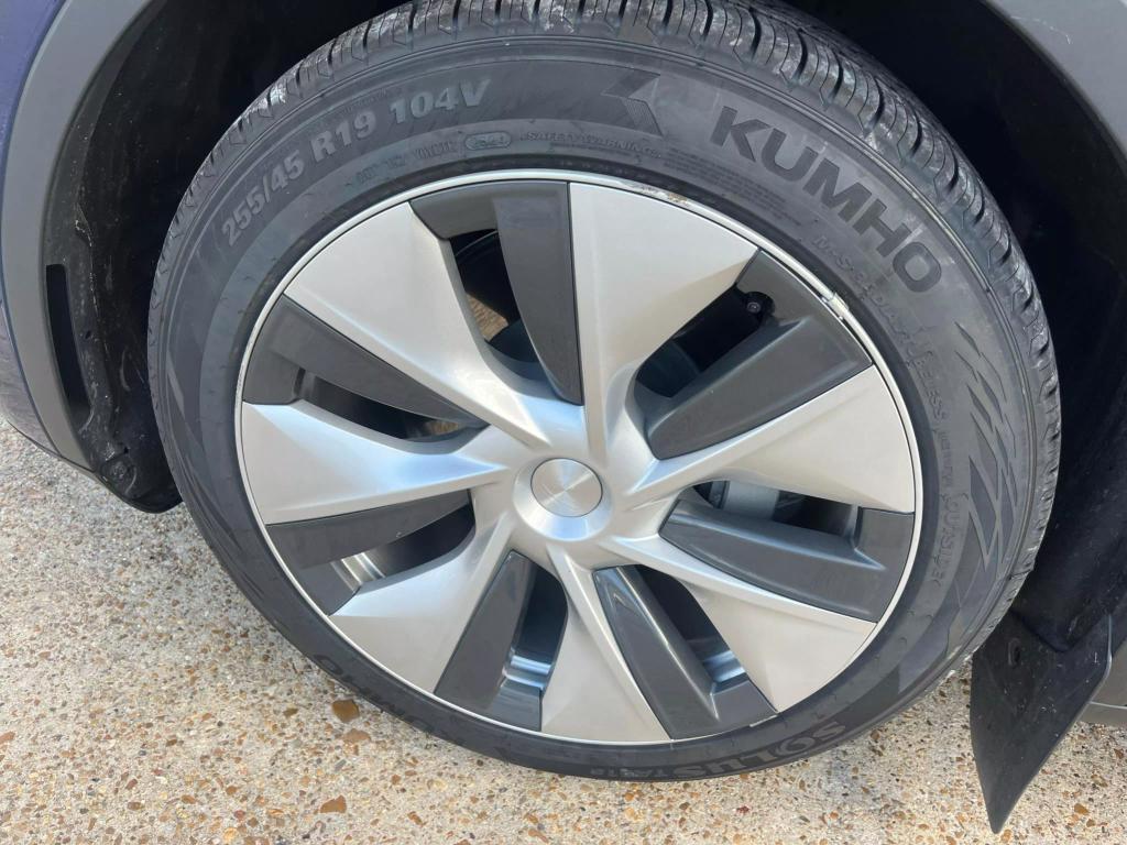 used 2021 Tesla Model Y car, priced at $26,495