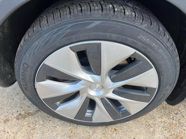 used 2021 Tesla Model Y car, priced at $33,995