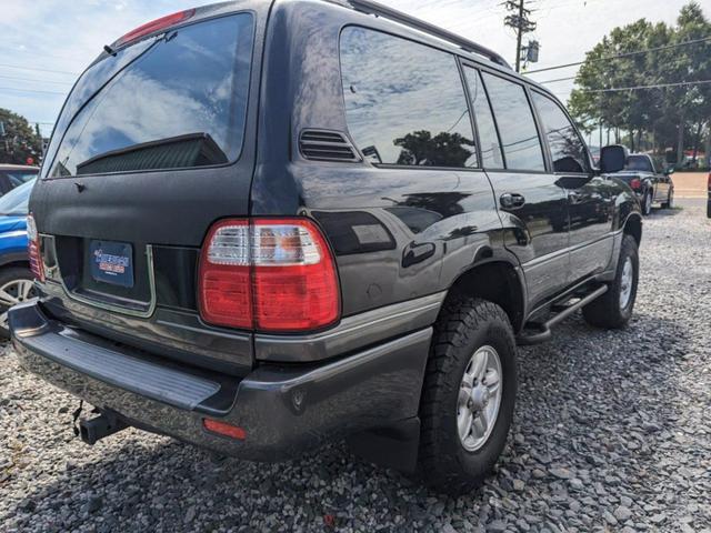 used 2000 Lexus LX 470 car, priced at $11,995