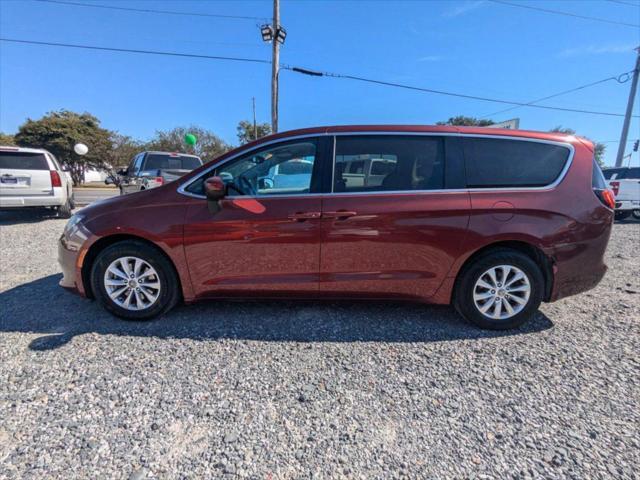 used 2017 Chrysler Pacifica car