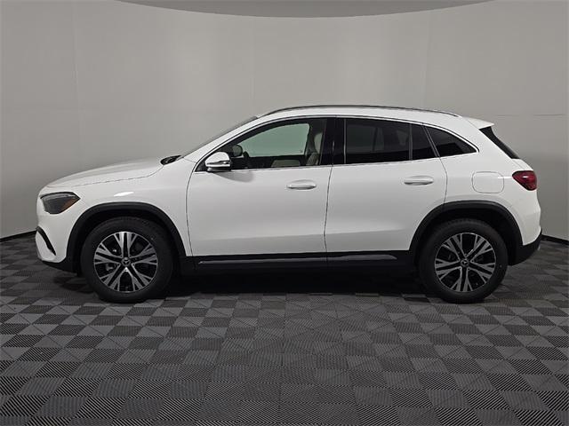 new 2025 Mercedes-Benz GLA 250 car, priced at $44,250