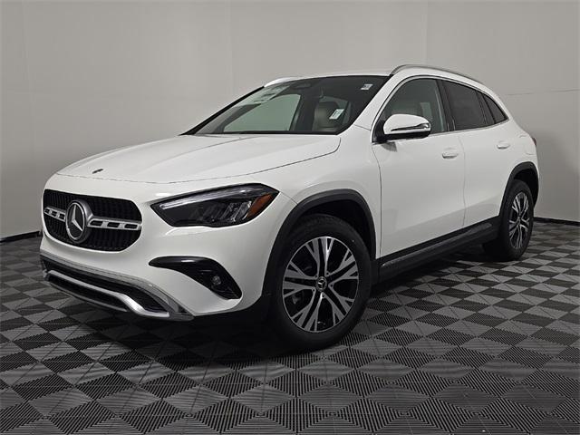 new 2025 Mercedes-Benz GLA 250 car, priced at $44,250