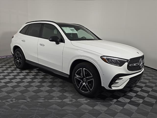 new 2025 Mercedes-Benz GLC 300 car, priced at $58,250