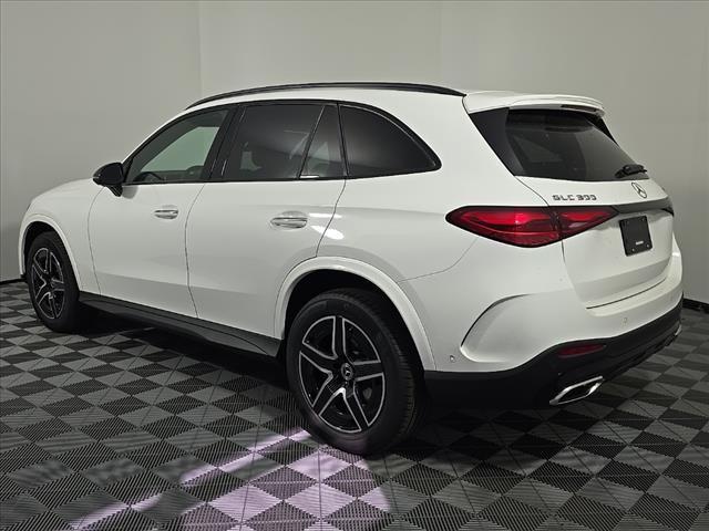 new 2025 Mercedes-Benz GLC 300 car, priced at $58,250