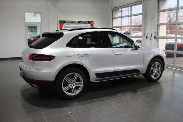 used 2017 Porsche Macan car