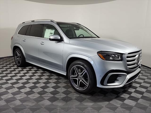 new 2025 Mercedes-Benz GLS 450 car, priced at $99,590