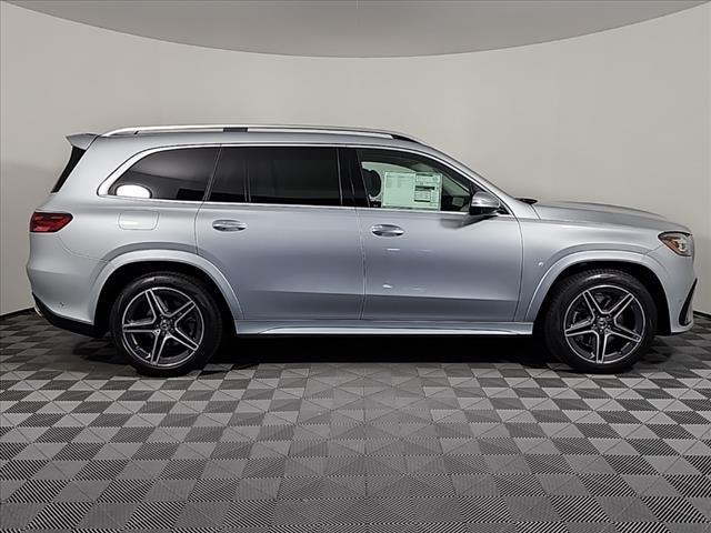 new 2025 Mercedes-Benz GLS 450 car, priced at $99,590