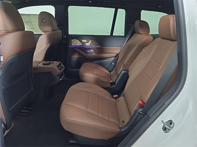 new 2025 Mercedes-Benz GLS 450 car, priced at $96,585