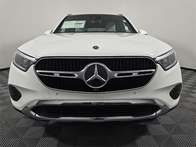 new 2025 Mercedes-Benz GLC 300 car, priced at $54,185