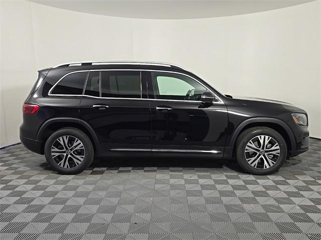 new 2025 Mercedes-Benz GLB 250 car, priced at $51,695