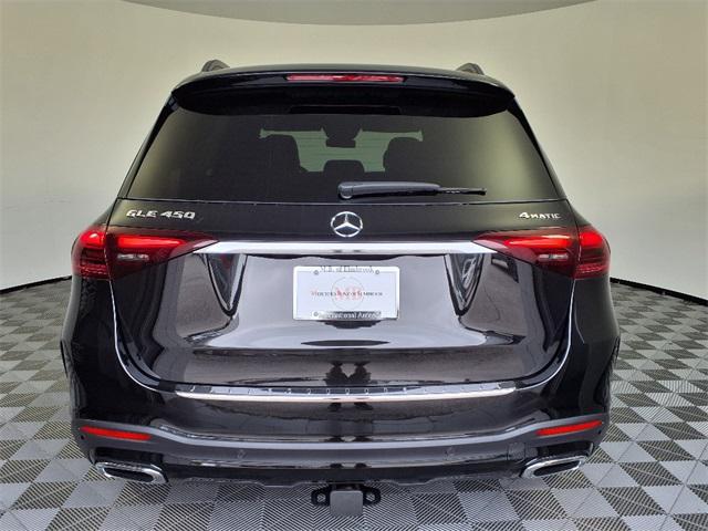 new 2025 Mercedes-Benz GLE 450 car, priced at $88,615
