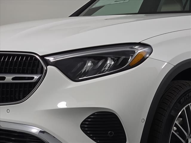 new 2026 Mercedes-Benz GLC 300 car, priced at $57,585