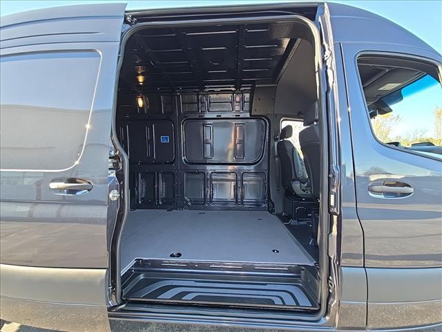 new 2026 Mercedes-Benz Sprinter 2500 car, priced at $79,456