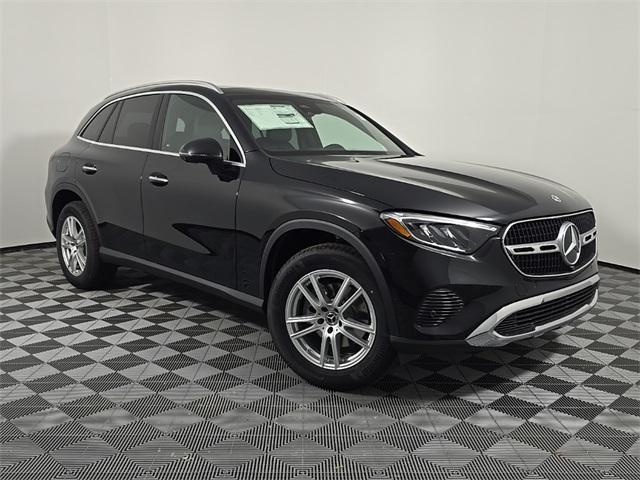new 2025 Mercedes-Benz GLC 300 car, priced at $56,585