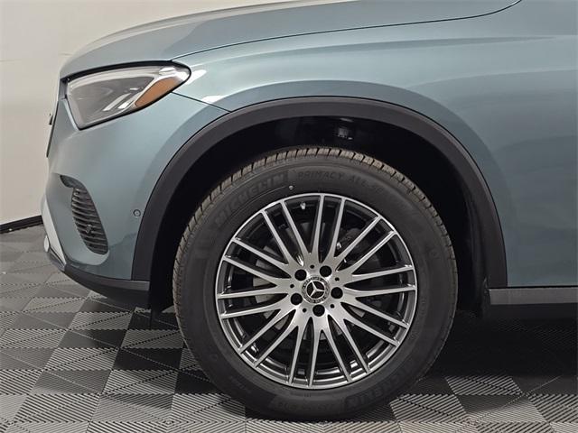 new 2026 Mercedes-Benz GLC 300 car, priced at $58,935