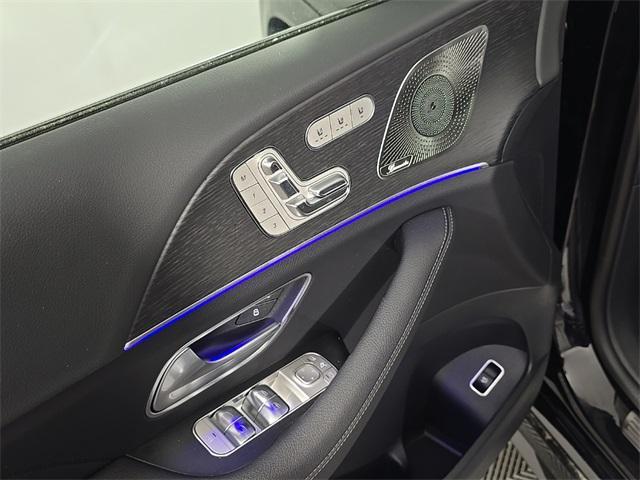 new 2025 Mercedes-Benz GLS 450 car, priced at $101,495