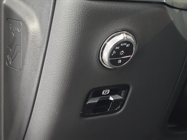 used 2023 Mercedes-Benz GLC 300 car, priced at $43,060