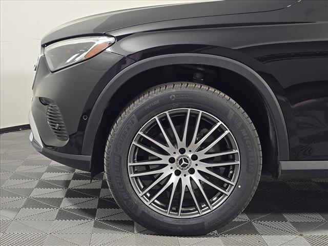 used 2023 Mercedes-Benz GLC 300 car, priced at $43,060