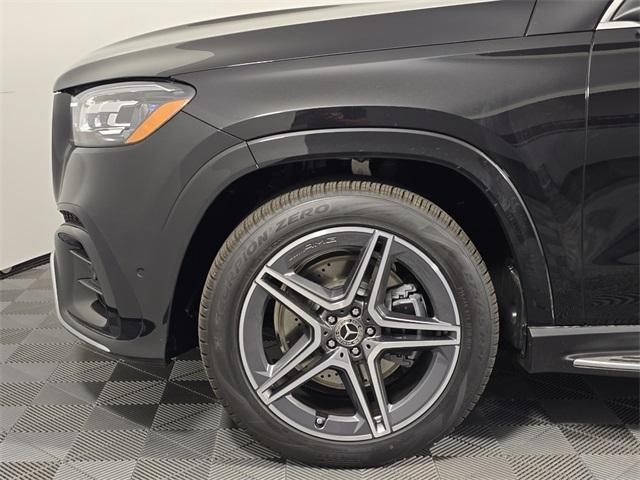 new 2026 Mercedes-Benz GLS 450 car, priced at $104,285
