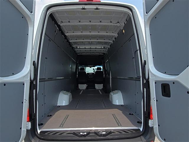 new 2025 Mercedes-Benz Sprinter 3500 car, priced at $74,388